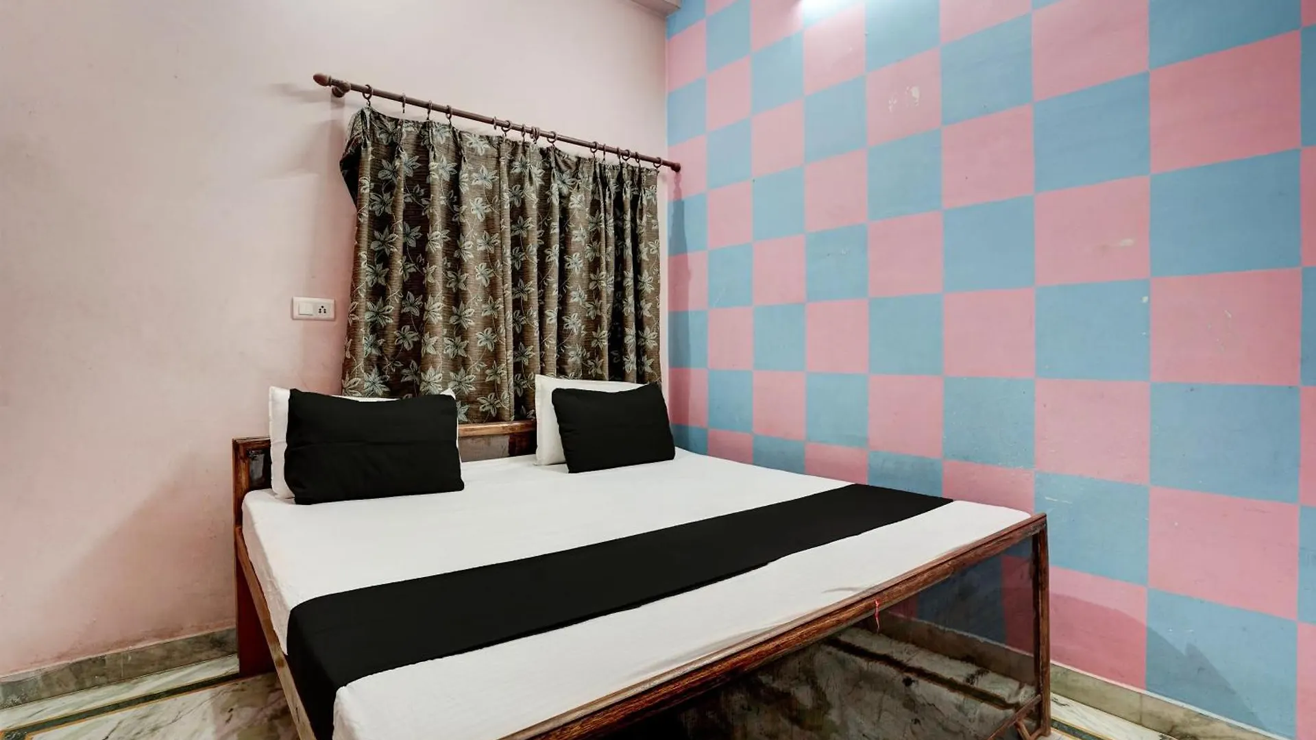 Hotel O Banaras Darbar Váránaszi