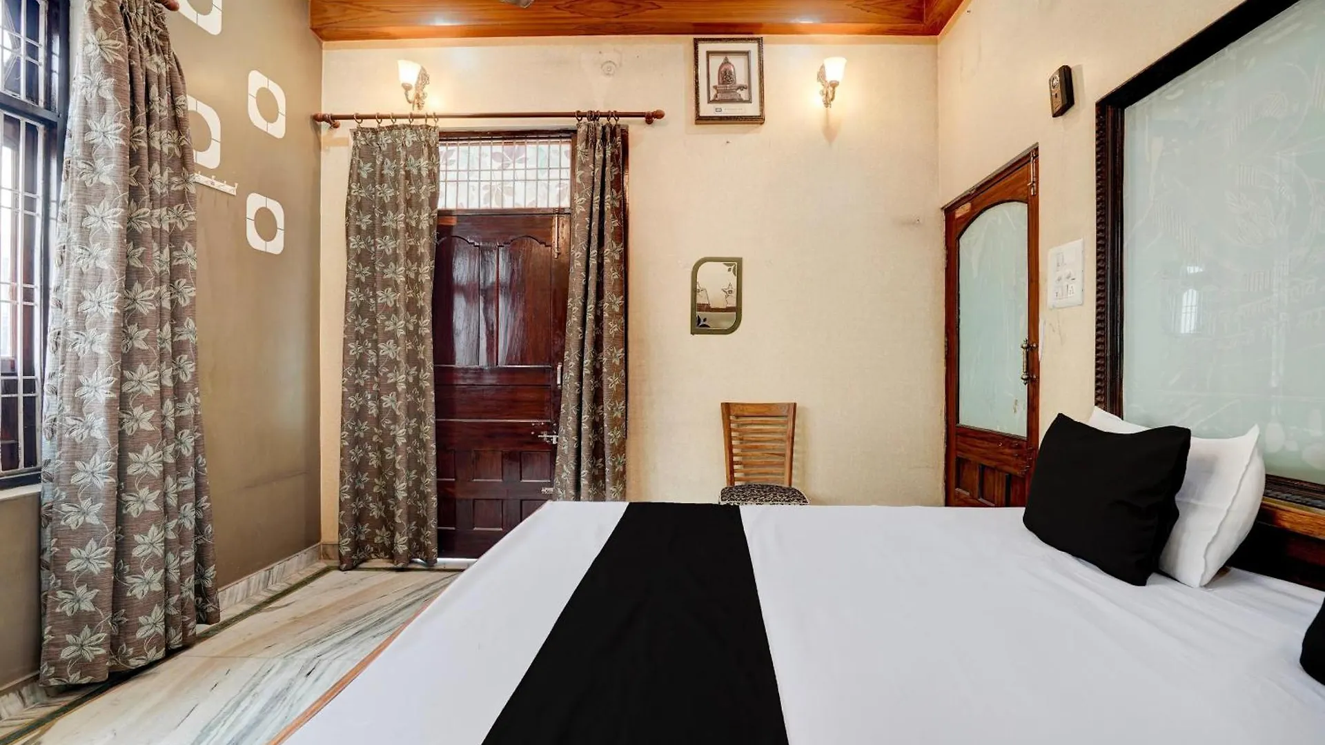Hotel O Banaras Darbar Váránaszi