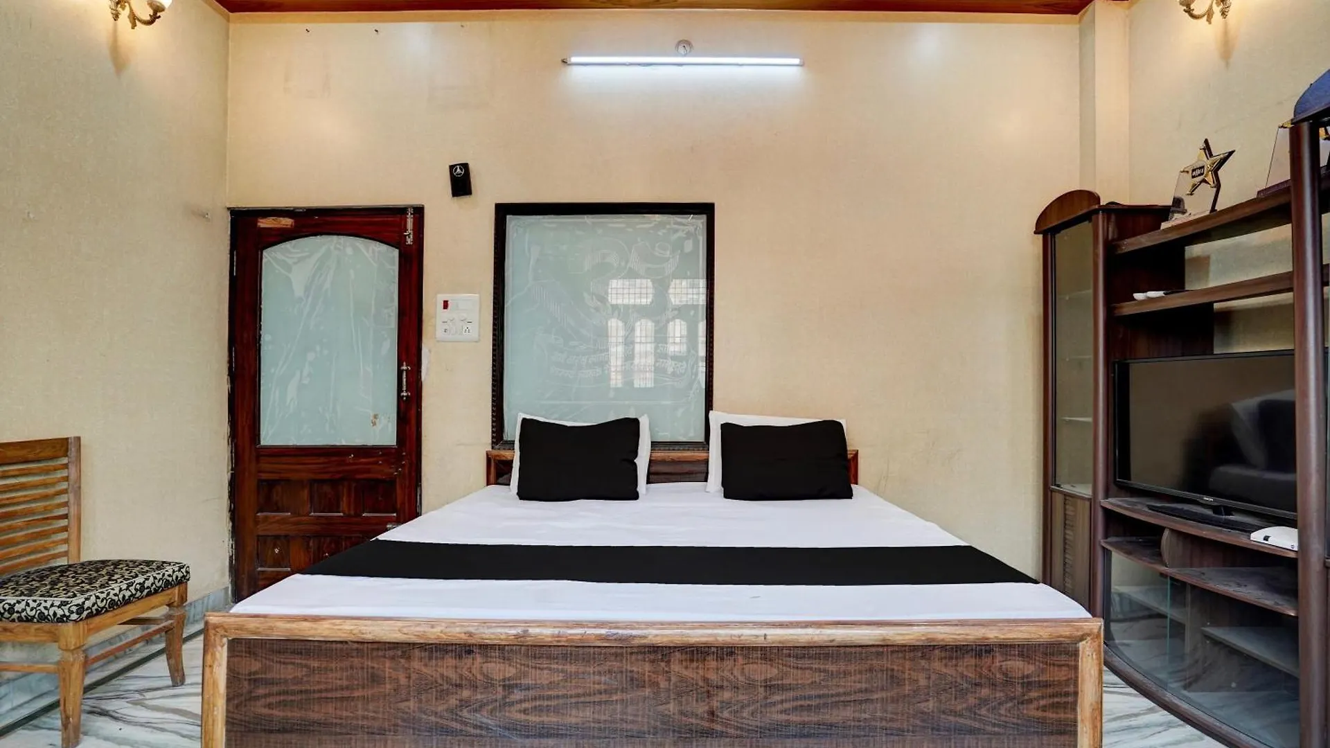 Hotel O Banaras Darbar Váránaszi